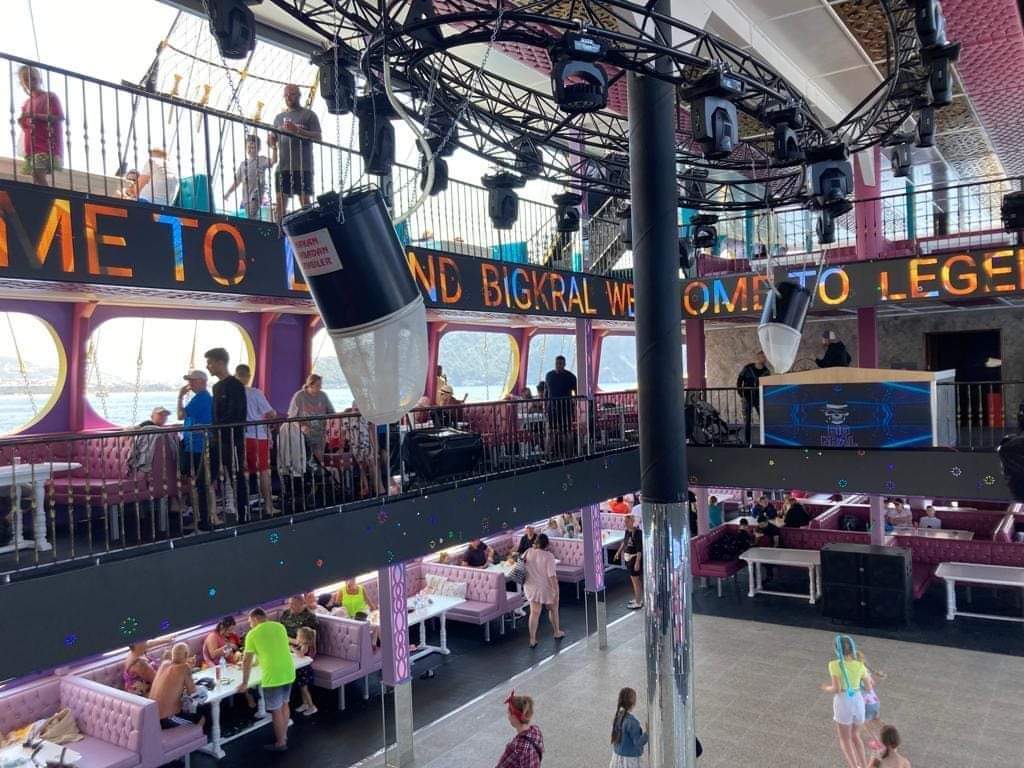 Side Legend Big Kral Piracka Wycieczka Łodzią Przygodowa